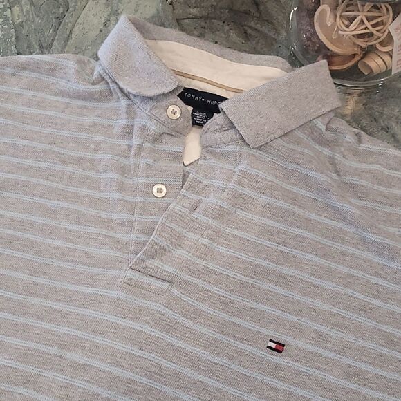 TOMMY Hilfiger Polo Shirt Large - Picture 2 of 6